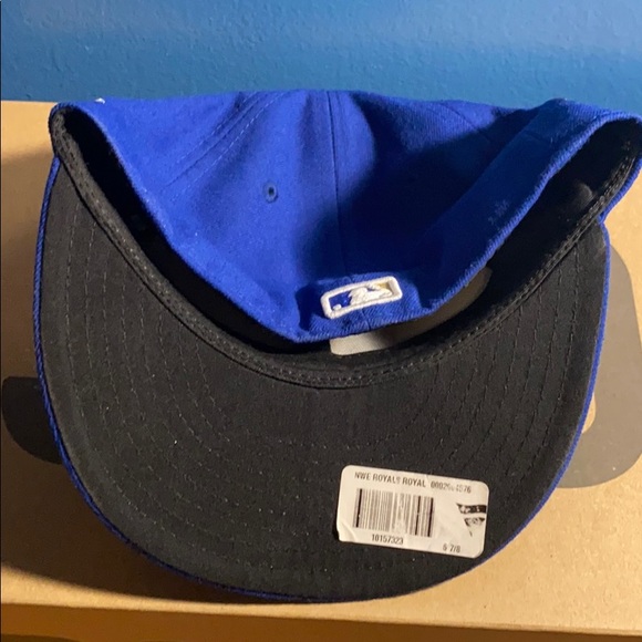 Kansas City Royals Low-Profile Fitted Cap - Picture 5 of 6